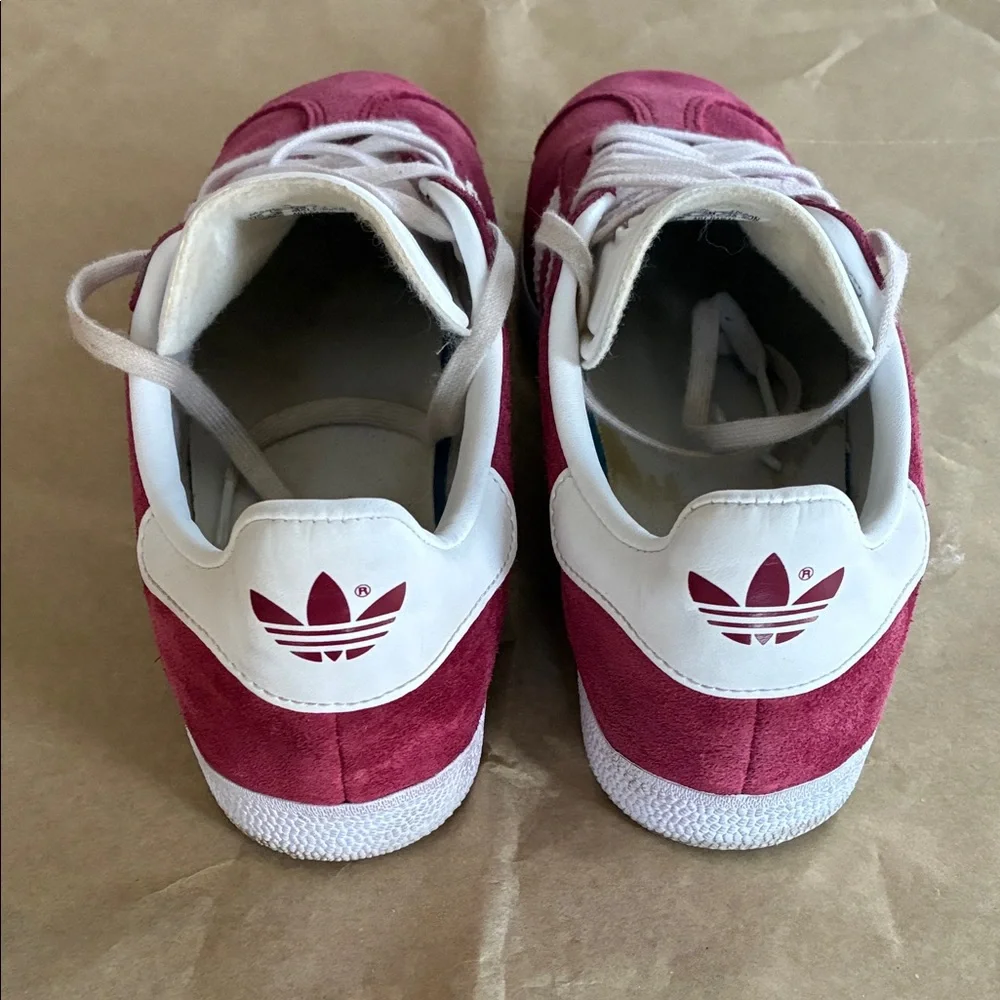 adidas classic timeless